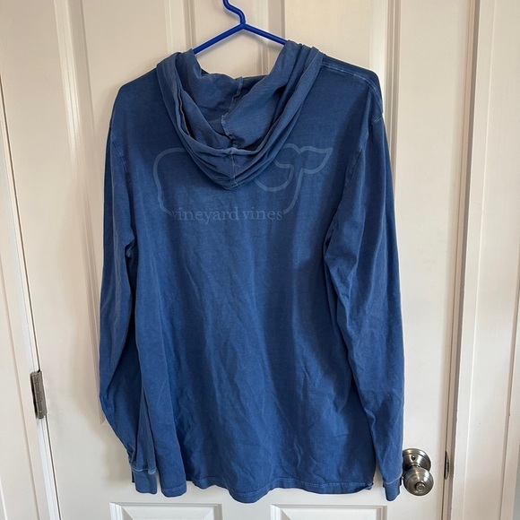 Vineyard Vines distressed long sleeve shirt - Picture 2 of 3